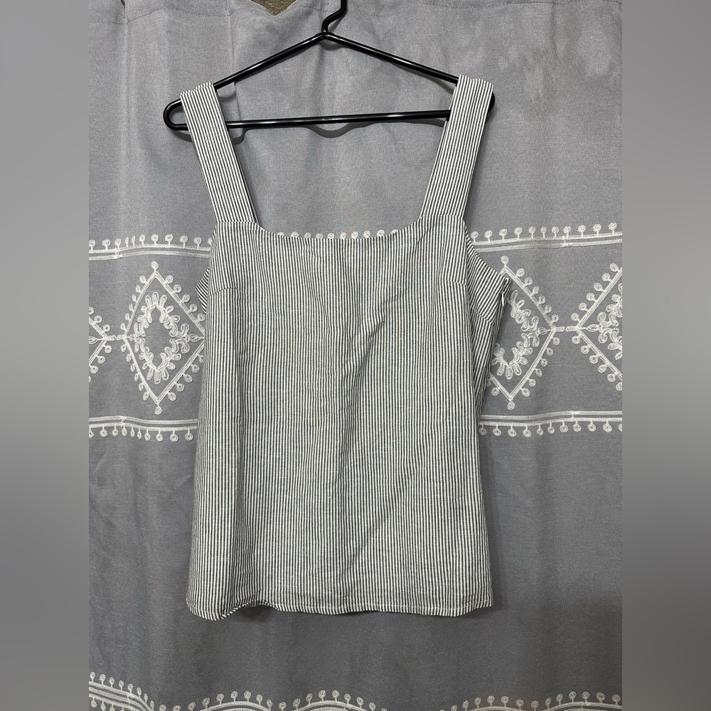 NWOT J Crew Tank M